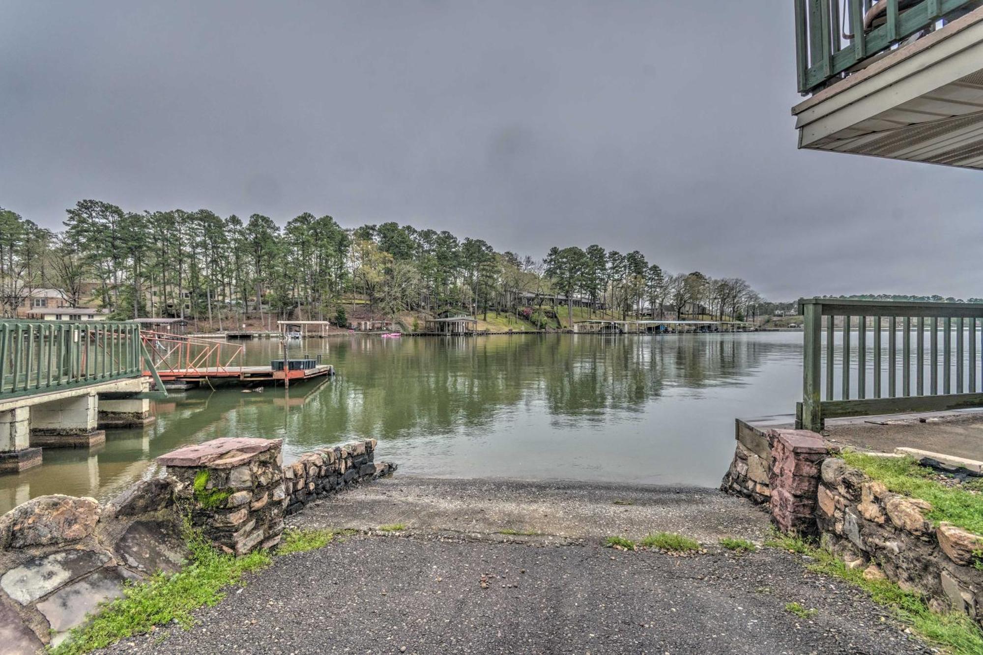 Lake Hamilton Couples Retreat Boat Dock And Ramp! Apartamento Hot Springs Exterior foto